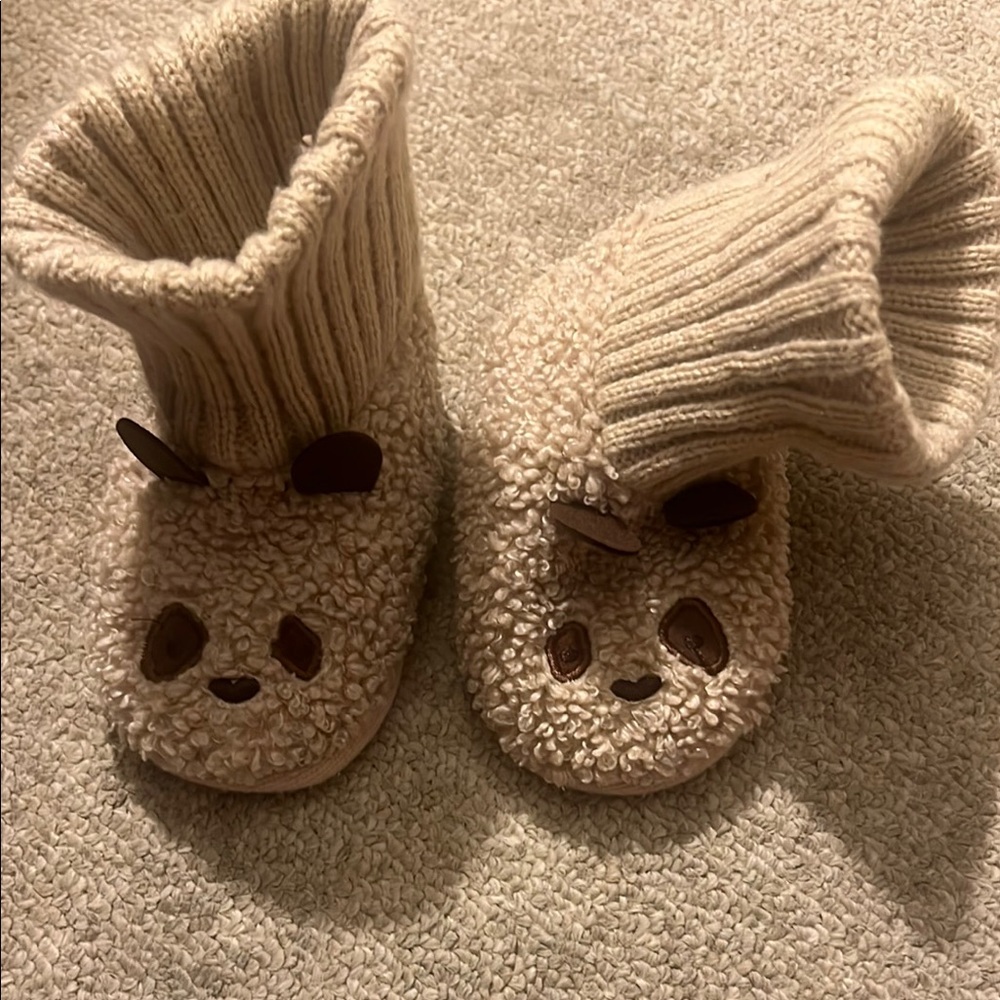 Zara Kids Beige Bear Slippers